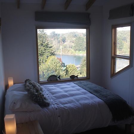 プエルトモント Pink House Angelmo Bed & Breakfast エクステリア 写真