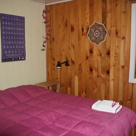 プエルトモント Pink House Angelmo Bed & Breakfast エクステリア 写真