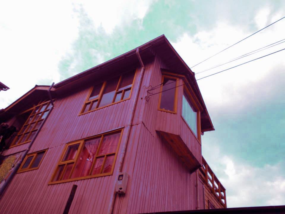 プエルトモント Pink House Angelmo Bed & Breakfast エクステリア 写真