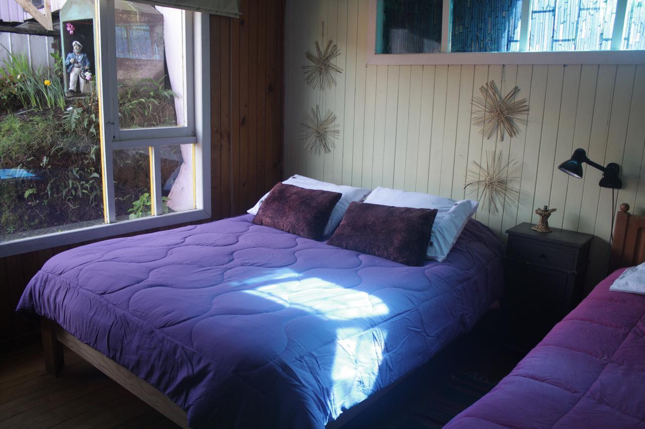 プエルトモント Pink House Angelmo Bed & Breakfast エクステリア 写真